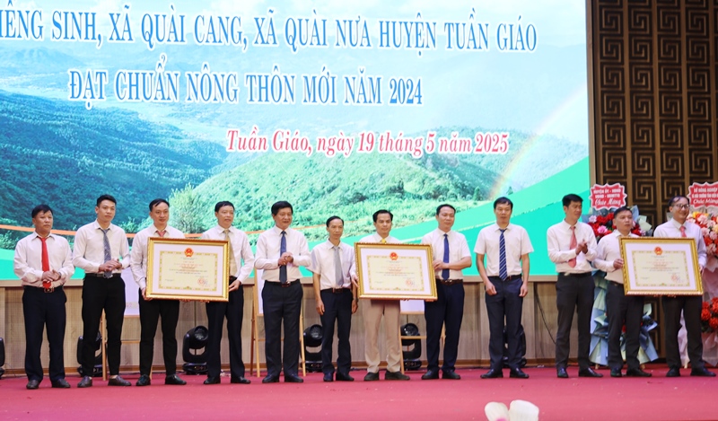 VPUB - Tuần Giáo công bố 3 xã: Chiềng Sinh, Quài Cang, Quài Nưa đạt chuẩn Nông thôn mới năm 2024