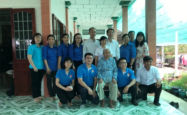 KTNN khu vực IV thăm và chúc Tết Mẹ Việt Nam Anh hùng nhân dịp Tết Tân Sửu 2021