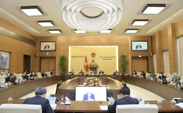 Ủy ban Thường vụ Quốc hội cho ý kiến về báo cáo công tác nhiệm kỳ 2016 - 2021 của Chính phủ