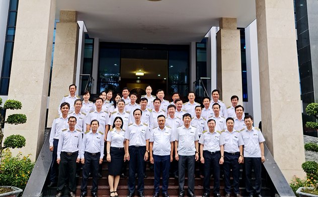 Tổng Kiểm toán nhà nước Trần Sỹ Thanh làm việc với KTNN khu vực V