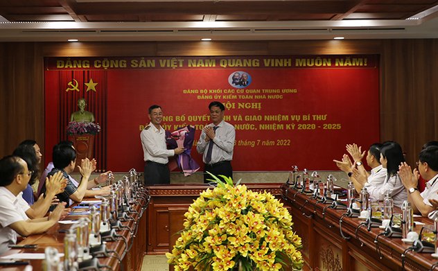 Hội nghị Công bố Quyết định và giao nhiệm vụ Bí thư Đảng ủy Kiểm toán nhà nước nhiệm kỳ 2020-2025