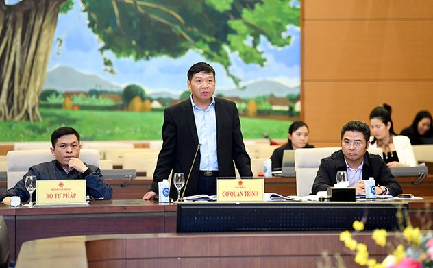 Thẩm tra dự án Pháp lệnh Xử phạt vi phạm hành chính trong lĩnh vực Kiểm toán nhà nước