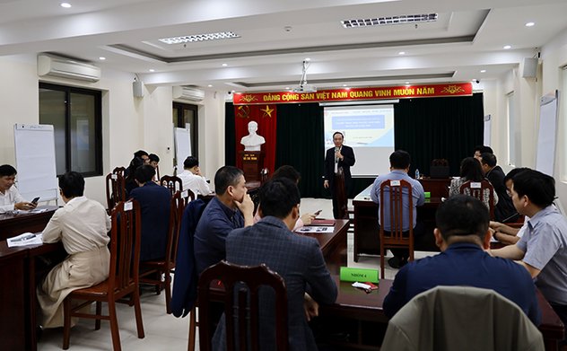 Khai giảng lớp bồi dưỡng kỹ năng diễn thuyết, phát biểu, chủ trì cuộc họp cho Lãnh đạo cấp Vụ của Kiểm toán nhà nước