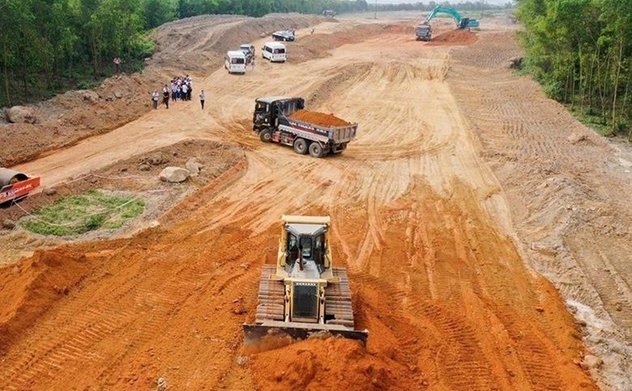 Giải ngân kế hoạch vốn đầu tư công 6 tháng đầu năm 2023 đạt 215.578,9 tỷ đồng