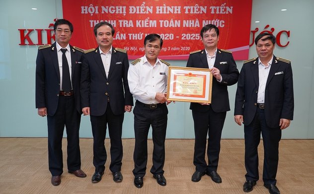 Thanh tra KTNN tổ chức Hội nghị điển hình tiên tiến  lần thứ II (2015-2020)