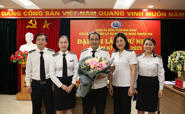 Đại hội Chi bộ Ban Quản lý dự án Công nghệ thông tin nhiệm kỳ 2020-2025