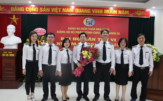 Kỷ cương, trách nhiệm, chuyên nghiệp, sáng tạo, xây dựng Đảng bộ trong sạch vững mạnh