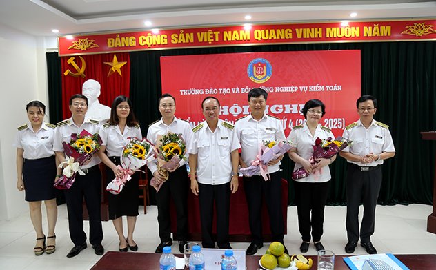 Trường Đào tạo và Bồi dưỡng nghiệp vụ kiểm toán biểu dương điển hình tiên tiến giai đoạn 2015-2020