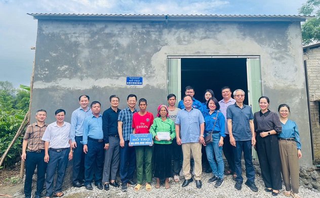 Góp sức xóa nhà tạm, tạo chốn an cư cho người nghèo