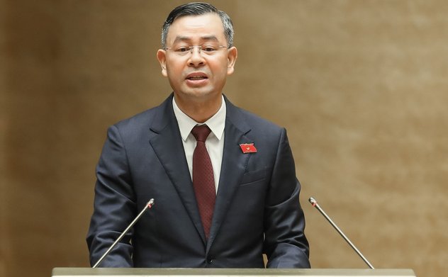 Auditor General Ngo Van Tuan presented the audit report on State budget final accounts for the year 2021 to the National Assembly