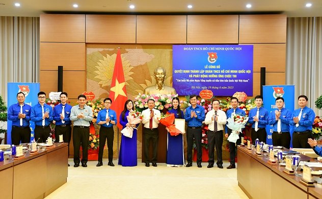 Công bố Quyết định thành lập Đoàn Thanh niên cộng sản Hồ Chí Minh Quốc hội