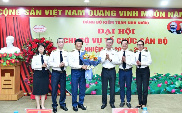 Đại hội Chi bộ Vụ Tổ chức cán bộ thành công tốt đẹp