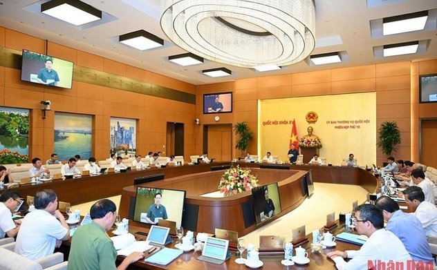 Khai mạc Phiên họp thứ 15 của Ủy ban Thường vụ Quốc hội