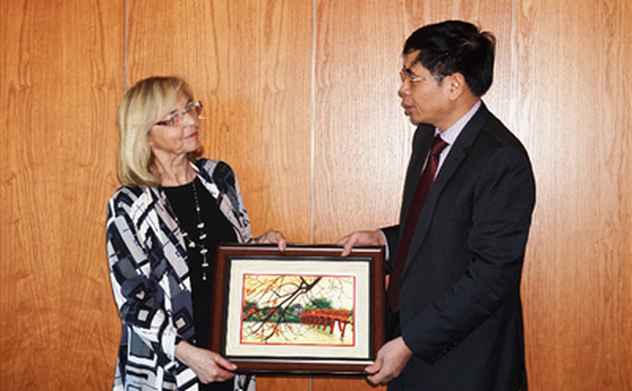 The State Audit Office of Vietnam receiving an invitation of the ACCA Vietnam to attend the ACCA’s 9th International Public Sector Conference: “A sustainable public sector” in P