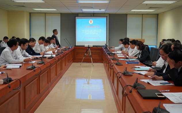 KTNN tập huấn đề cương chuyên đề “thực hiện cơ chế tự chủ tài chính đối với các cơ sở y tế công lập”.