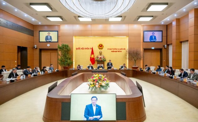 Ủy ban Thường vụ Quốc hội cho ý kiến về Dự án Luật Ban hành văn bản quy phạm pháp luật (sửa đổi)