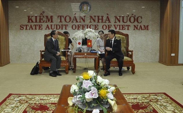 Tổng Kiểm toán nhà nước tiếp xã giao Trưởng đại diện Cơ quan Hợp tác quốc tế Nhật Bản