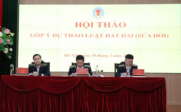 The State Audit Office of Viet Nam organized the workshop on “Comments on the Draft Land Law (amendment)”