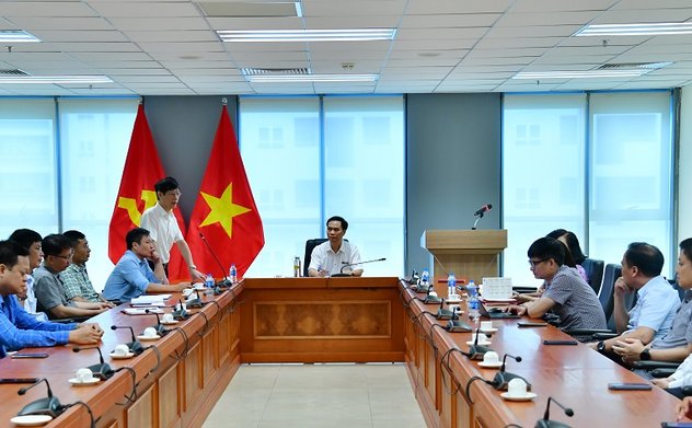 Kiểm toán nhà nước chuyên ngành VI sinh hoạt chính trị nội bộ