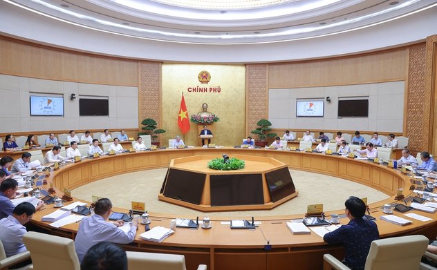 Nỗ lực vượt qua thách thức, phấn đấu đạt và vượt các mục tiêu, chỉ tiêu của năm