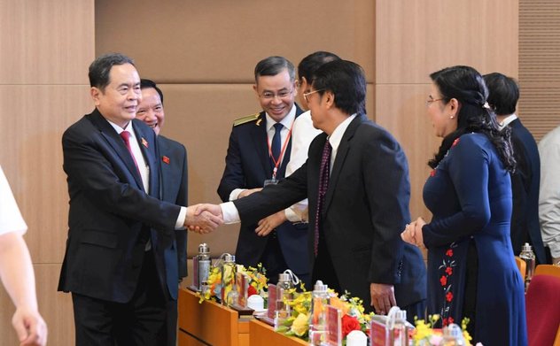 Nâng cao năng lực lãnh đạo, sức chiến đấu của tổ chức đảng, phát huy vai trò tiền phong, gương mẫu của cán bộ, đảng viên