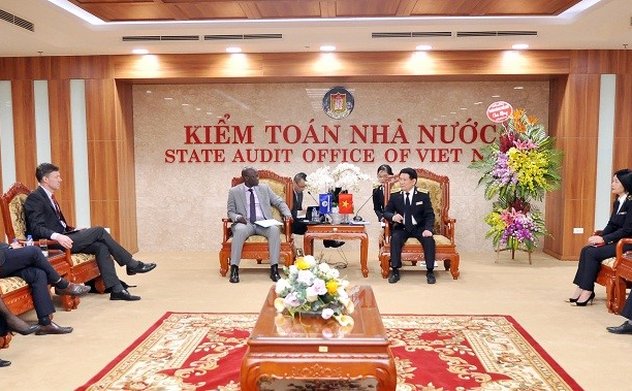 Auditor General met World Bank country director for Vietnam