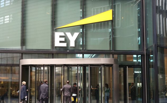 Hãng kiểm toán EY ra mắt nền tảng trí tuệ nhân tạo mới