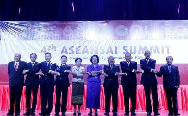 Vietnam Auditor General attended the 4th ASEANSAI Summit in Laos