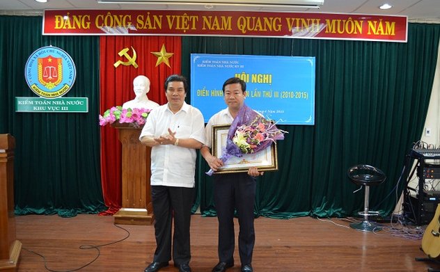 KTNN khu vực III tổ chức Hội nghị điển hình tiên tiến lần thứ II (2010 - 2015)