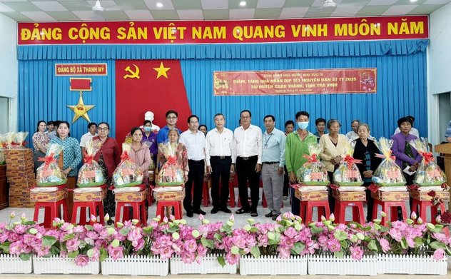 Kiểm toán nhà nước khu vực IX mang tết sớm đến với người nghèo tỉnh Trà Vinh