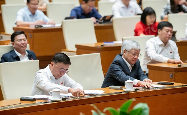 Quốc hội thông qua Nghị quyết về việc sửa đổi Hiến pháp