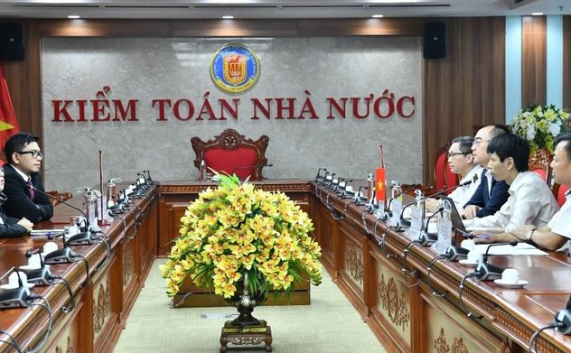 Phó Tổng Kiểm toán nhà nước Bùi Quốc Dũng tiếp xã giao chuyên gia Ủy ban Kiểm toán Indonesia