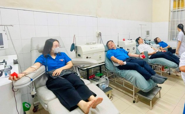 Chi đoàn thanh niên KTNN khu vực VIII hưởng ứng Ngày hội hiến máu tình nguyện 2024